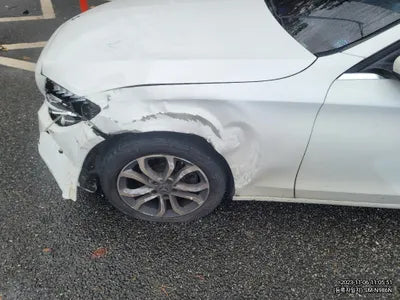 2017 Mercedes-Benz C 200 WDDWF4CB1HF584713 VIN:WDDWF4CB1HF584713