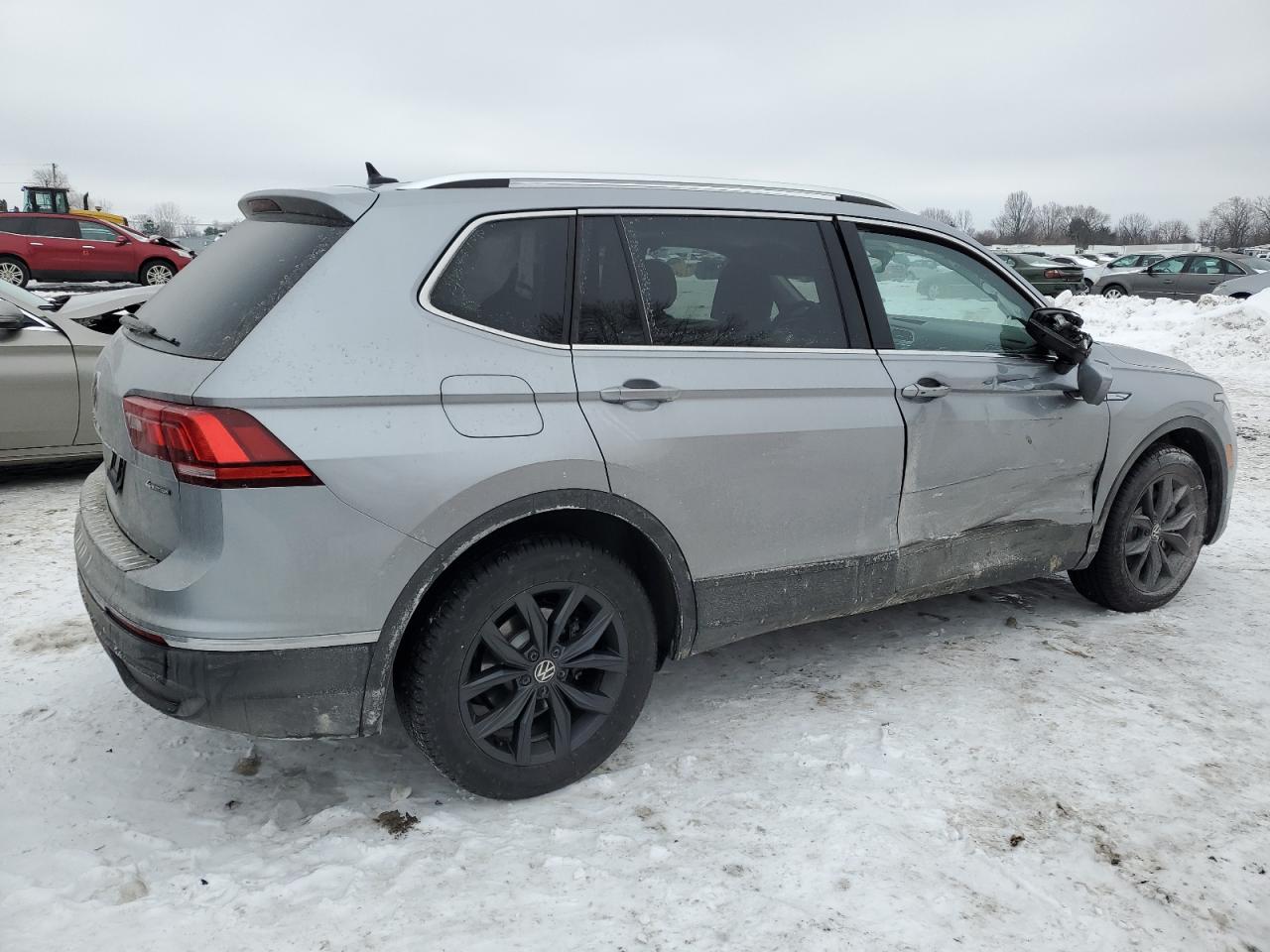 2024 VOLKSWAGEN TIGUAN SE VIN:3VVMB7AX8RM085388