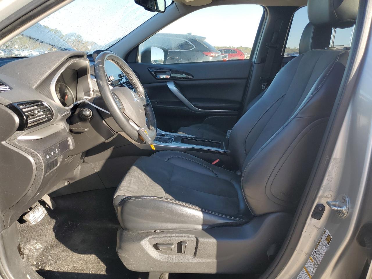 2022 MITSUBISHI ECLIPSE CROSS SE VIN:1FADP3E20FL269055