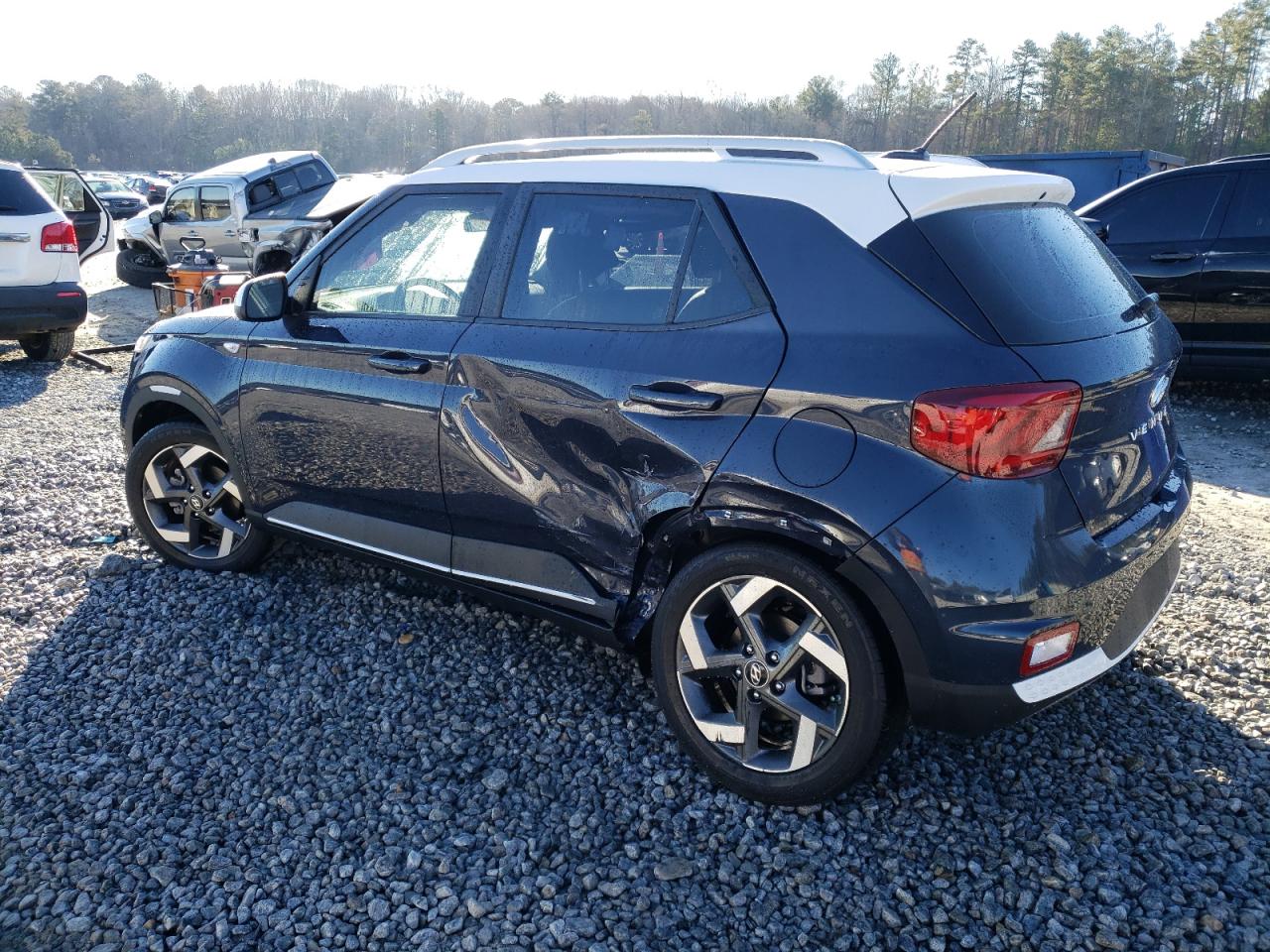 2023 HYUNDAI VENUE SEL VIN:KMHRC8A38PU229109