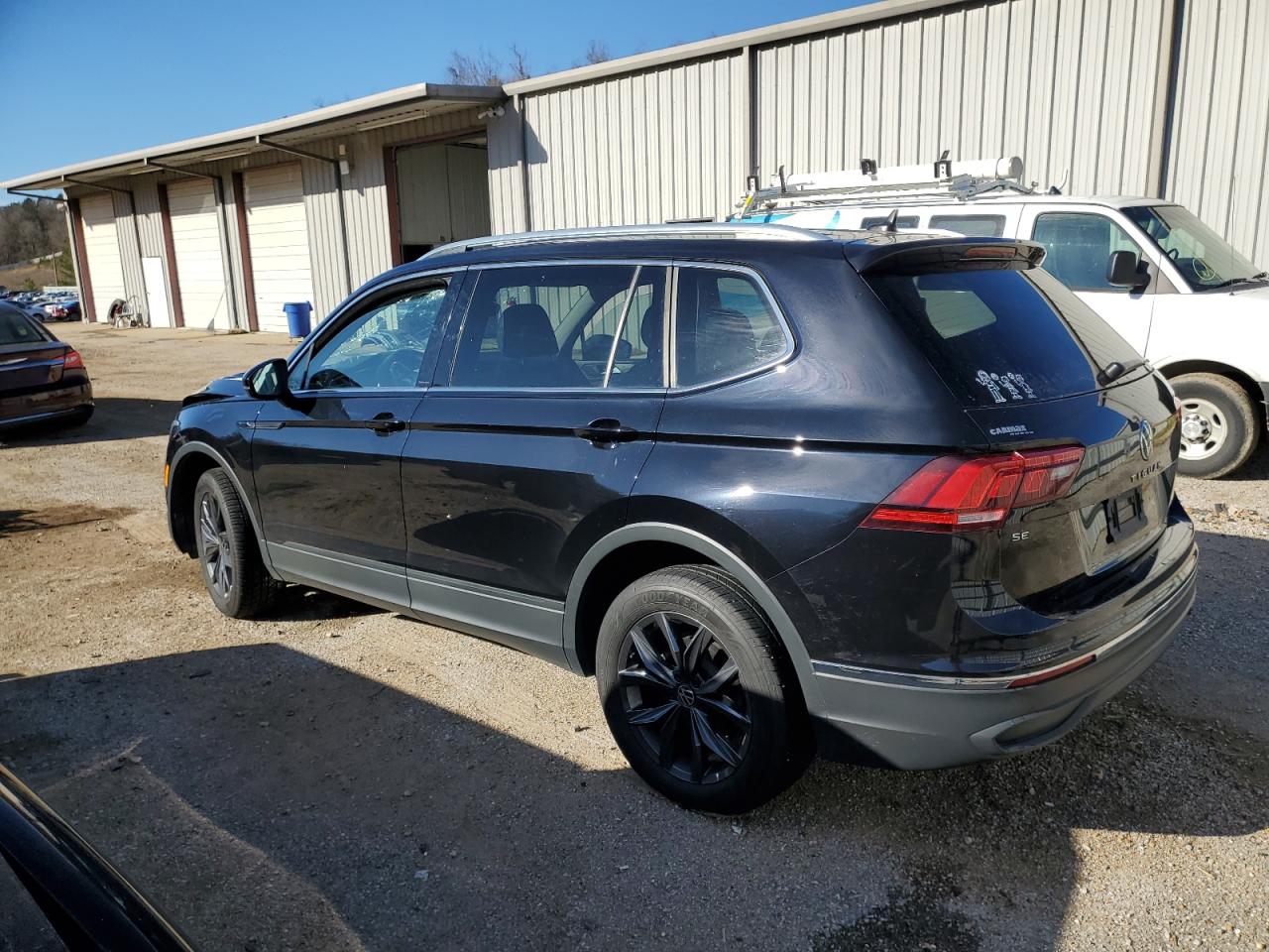 2022 VOLKSWAGEN TIGUAN SE VIN:3VV3B7AX7NM098736