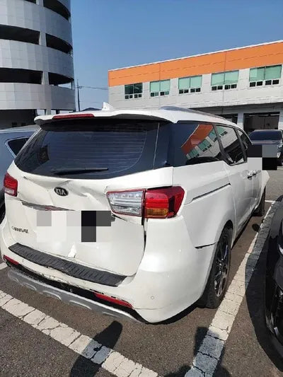 2015 Kia Carnival VIN: