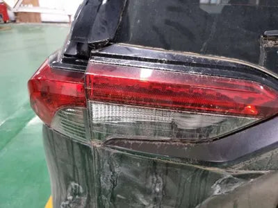 2021 Toyota RAV4 JTMW2RFV3MD095857 VIN:JTMW2RFV3MD095857