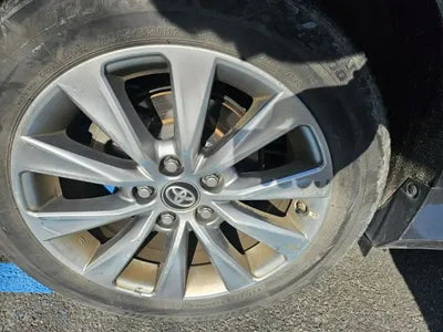 2017 Toyota Camry VIN: