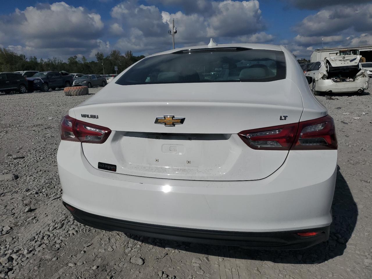 2022 CHEVROLET MALIBU LT VIN:1G1ZD5ST8NF110789