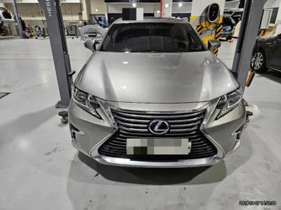 2018 Lexus ES 300 VIN: