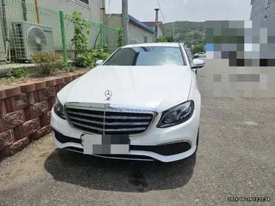 2019 Mercedes-Benz E 300 VIN: