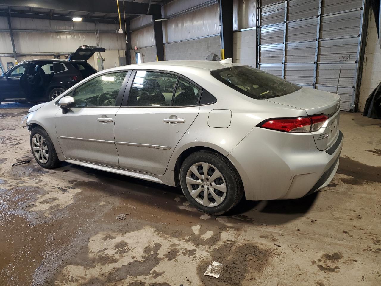 2022 TOYOTA COROLLA LE VIN:JTDEPMAE9N3031143