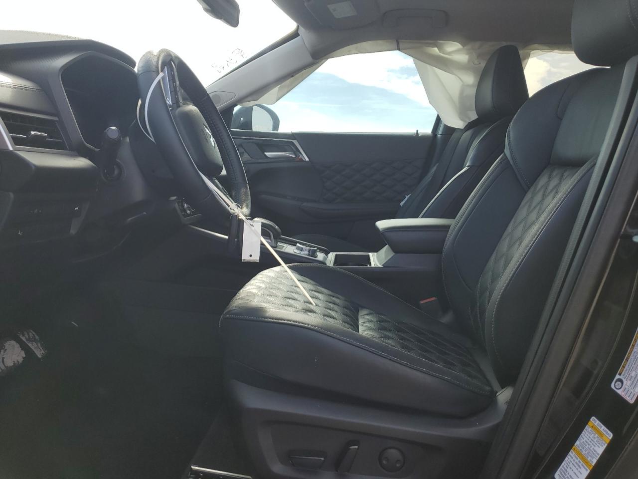 2024 MITSUBISHI OUTLANDER SEL VIN:JA4J4WA88RZ033119