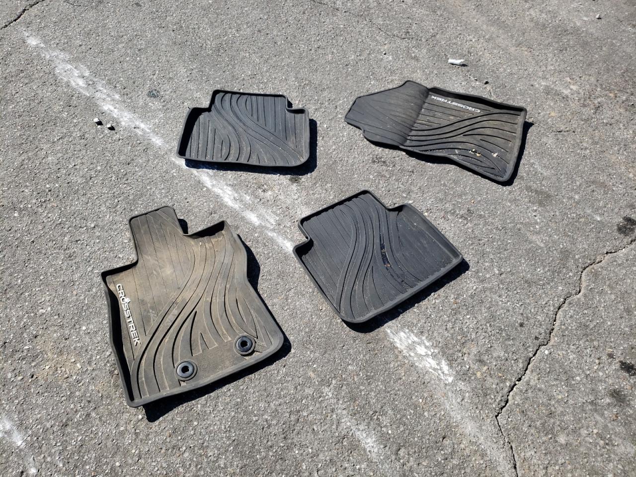 2024 SUBARU CROSSTREK PREMIUM VIN:JF2GUADC1R8278001