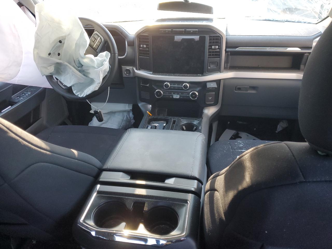 2023 FORD F150 LIGHTNING PRO VIN:1FTVW1EL3PWG61686