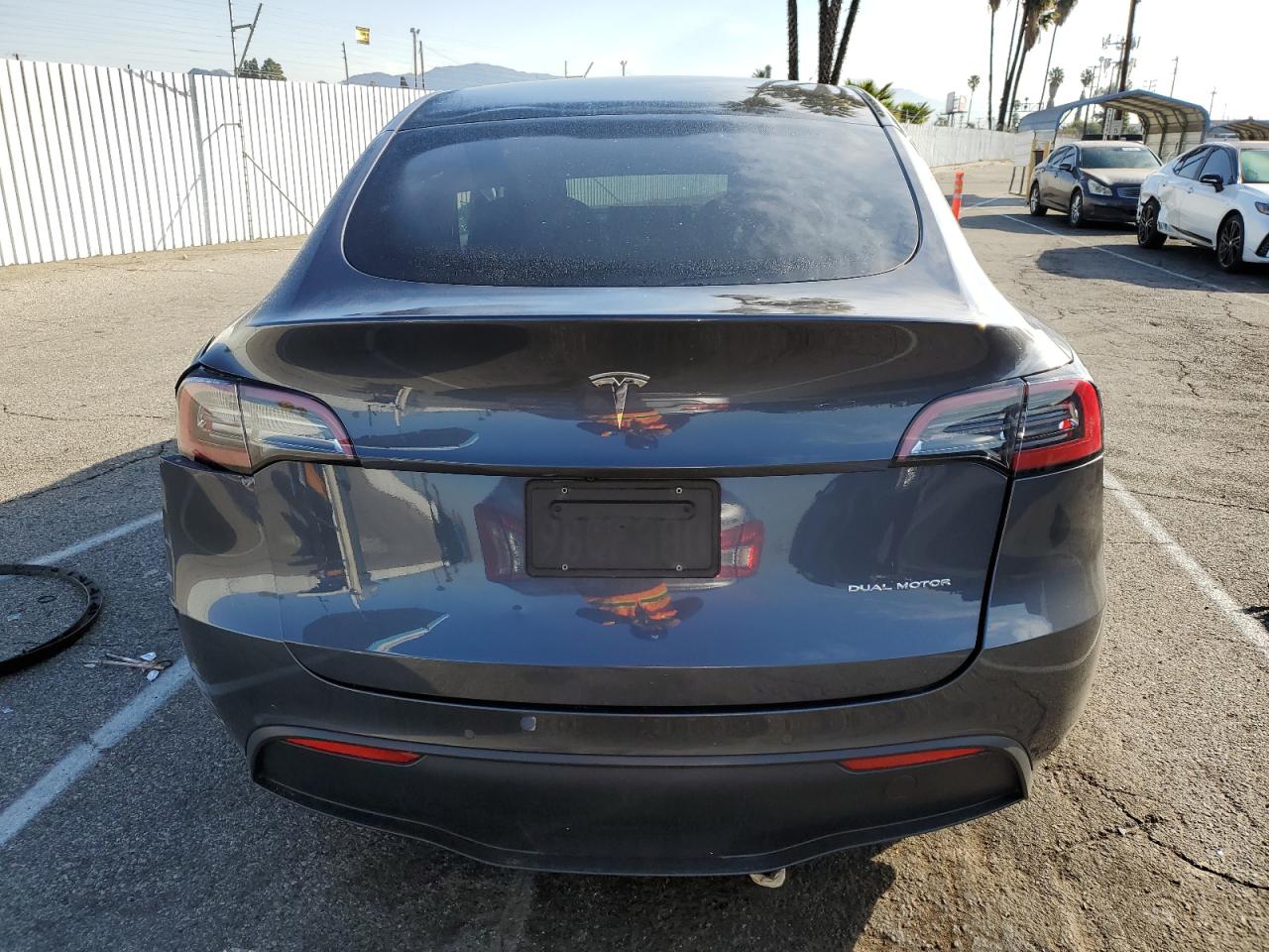 2022 TESLA MODEL Y  VIN:7SAYGDEE3NF463188