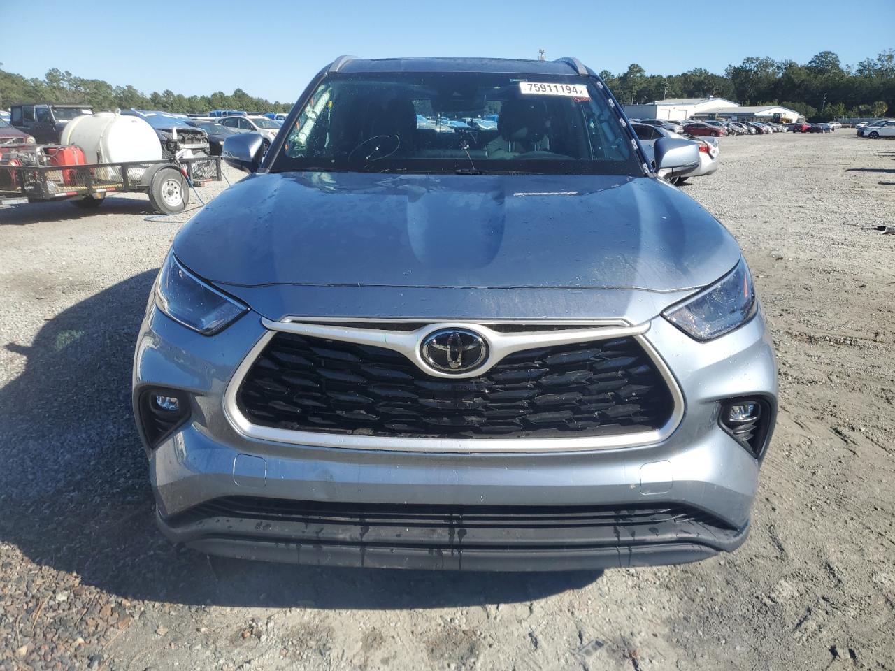 2022 TOYOTA HIGHLANDER XLE VIN:5TDGZRAH0NS105770
