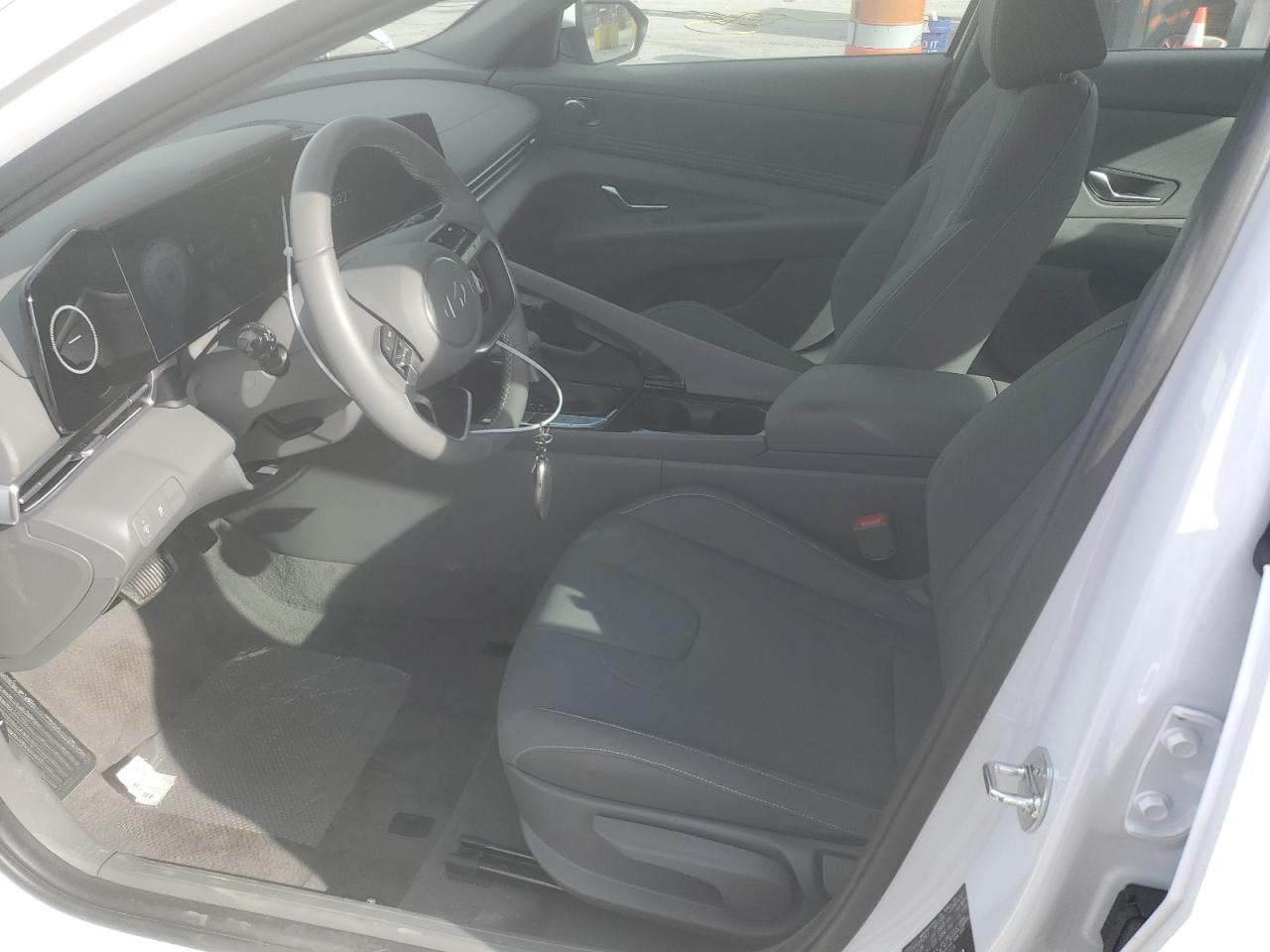 2024 HYUNDAI ELANTRA SEL VIN:KMHLS4DG1RU807019