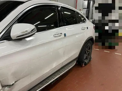 2020 Mercedes-Benz GLC 300 VIN: