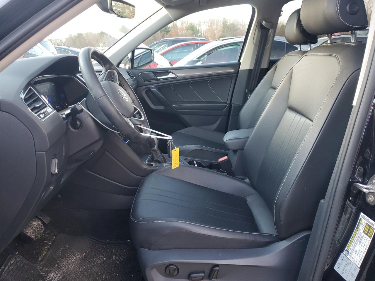 2022 VOLKSWAGEN TIGUAN SE VIN:3VV2B7AX7NM011039