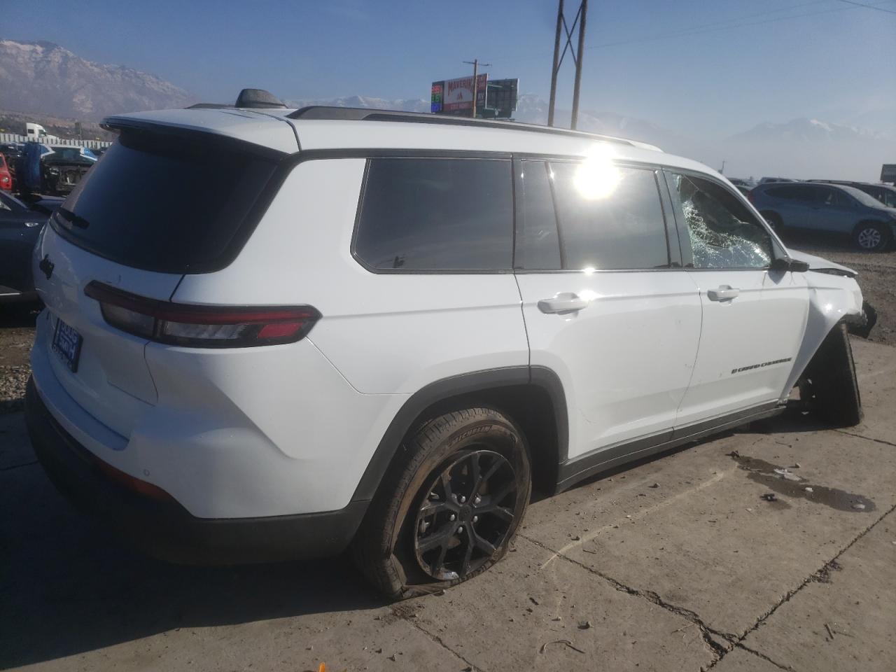 2024 JEEP GRAND CHEROKEE L LAREDO VIN:1C4RJKAG7R8621035