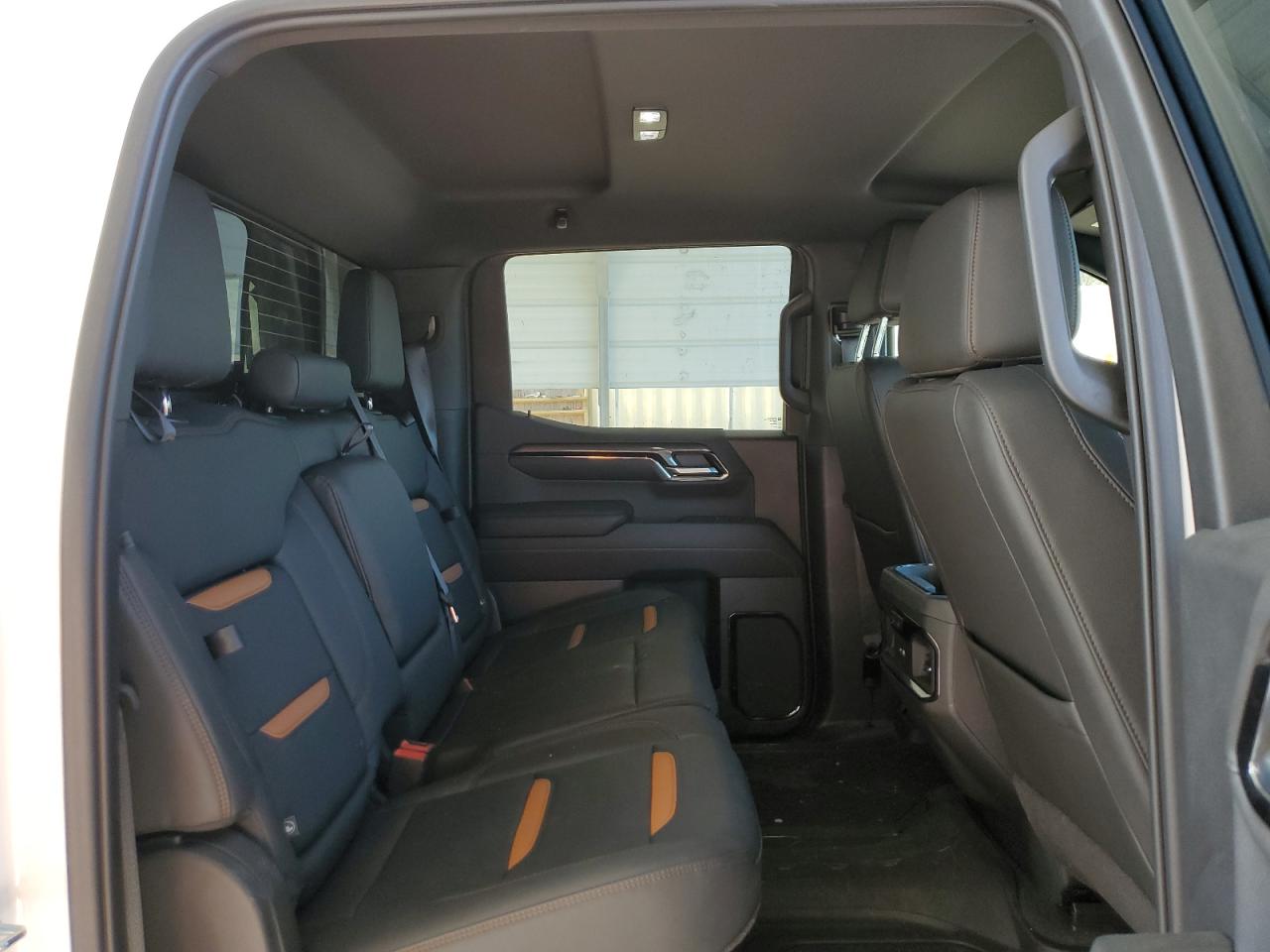 2022 GMC SIERRA K1500 AT4 VIN:1GTUUEET4NZ602327
