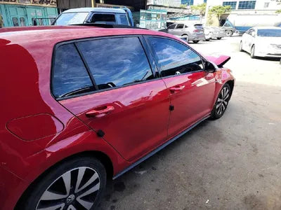 2015 Volkswagen Golf VIN: