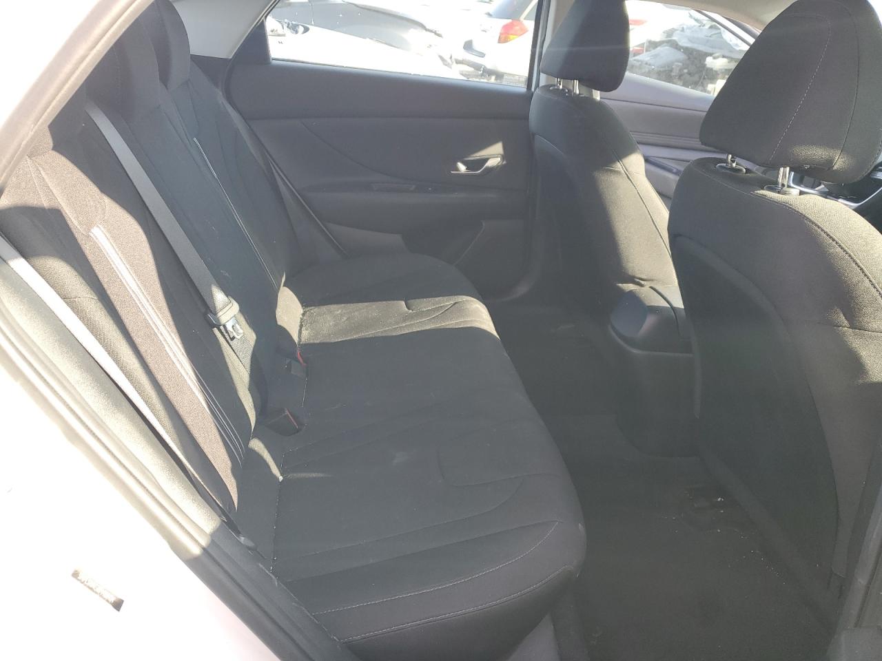 2023 HYUNDAI ELANTRA SEL VIN:5NPLS4AG8PH101424