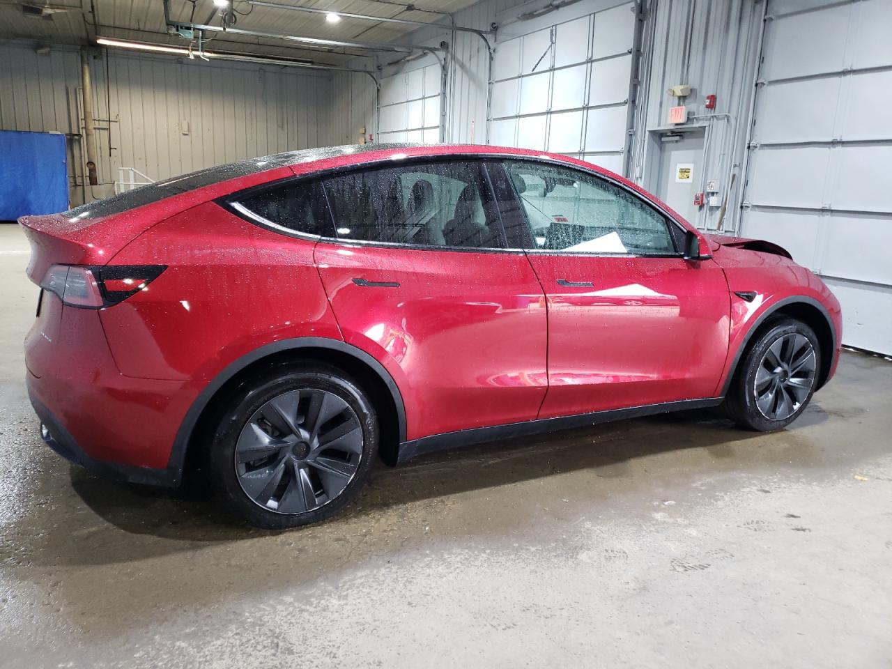 2024 TESLA MODEL Y  VIN:7SAYGAEE2RF121249