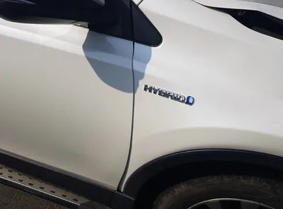 2018 Toyota RAV4 VIN: