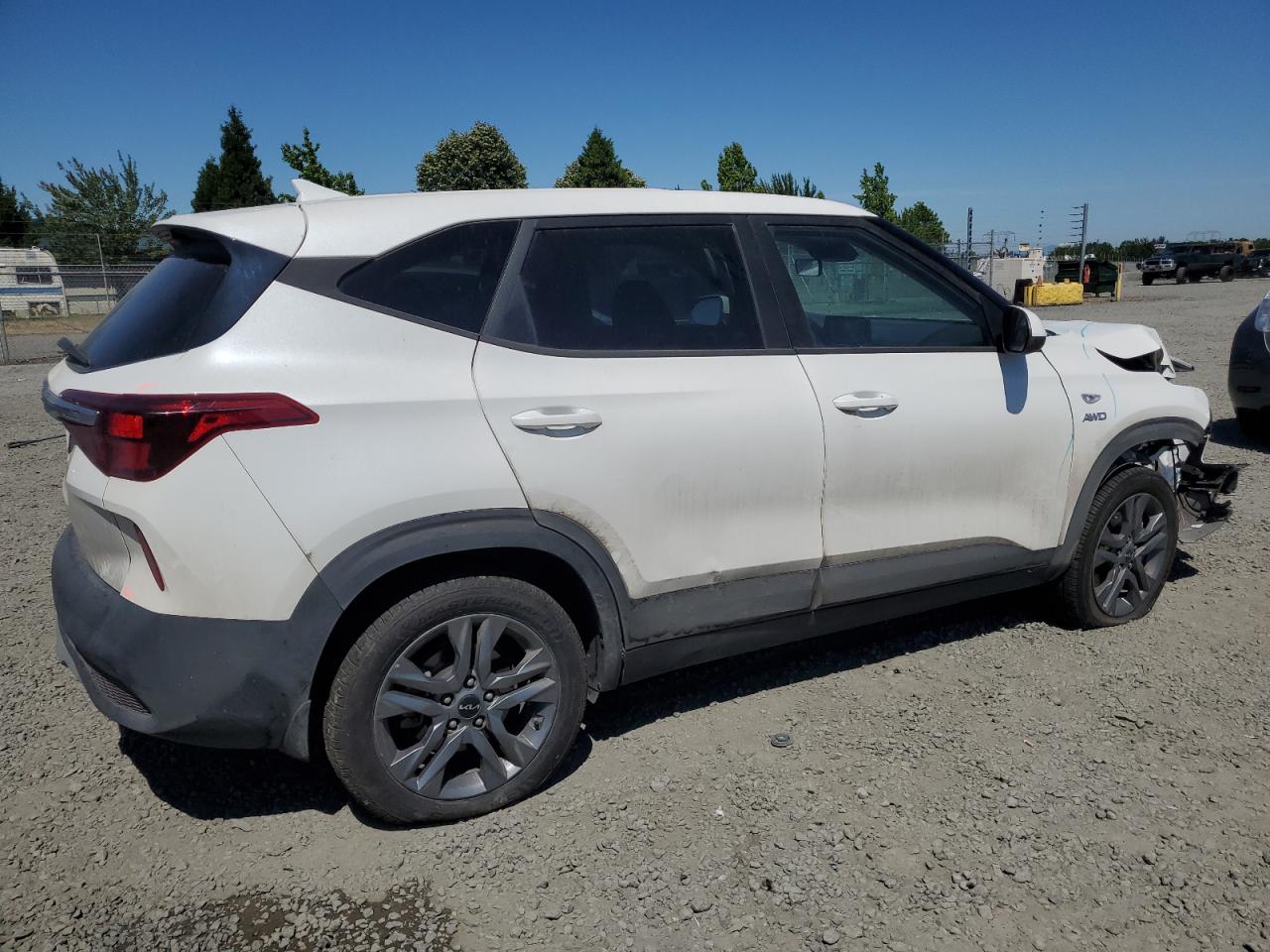 2023 KIA SELTOS LX VIN:KNDEPCAA3P7433081