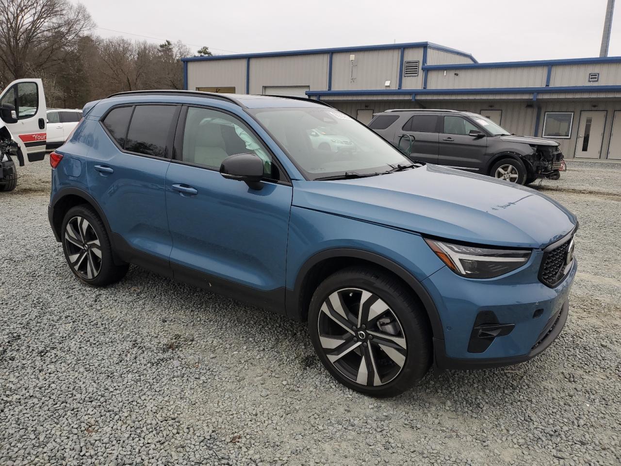 2024 VOLVO XC40 ULTIMATE VIN:YV4L12UM9R2300802