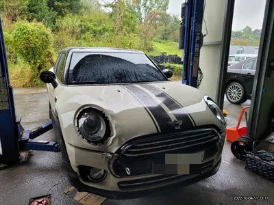 2016 MINI Clubman 246KMWMWLR9101G2B VIN:246KMWMWLR9101G2B