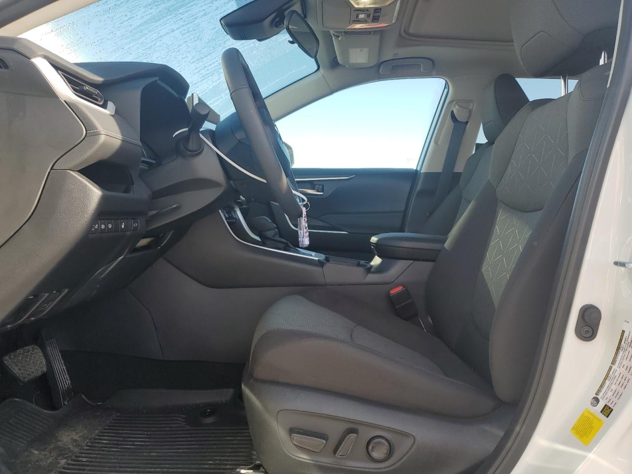 2023 TOYOTA RAV4 XLE VIN:2T3P1RFV7PC377810