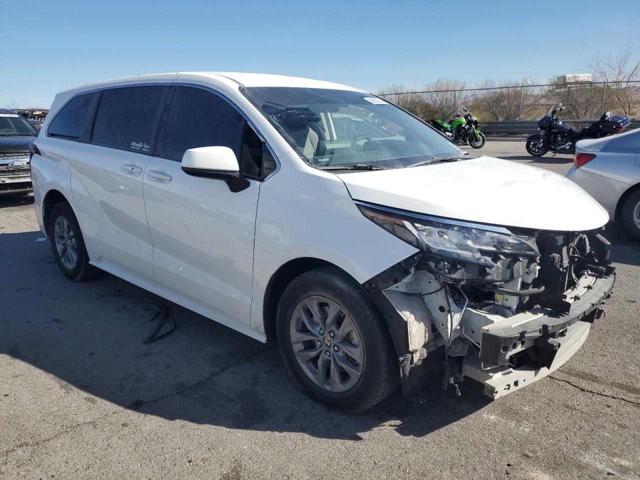 2022 TOYOTA SIENNA LE VIN:5TDKRKEC5NS108065