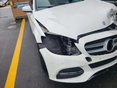 2015 Mercedes-Benz C 200 VIN: