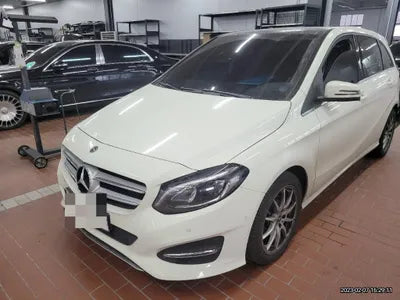 2018 Mercedes-Benz B 200 VIN: