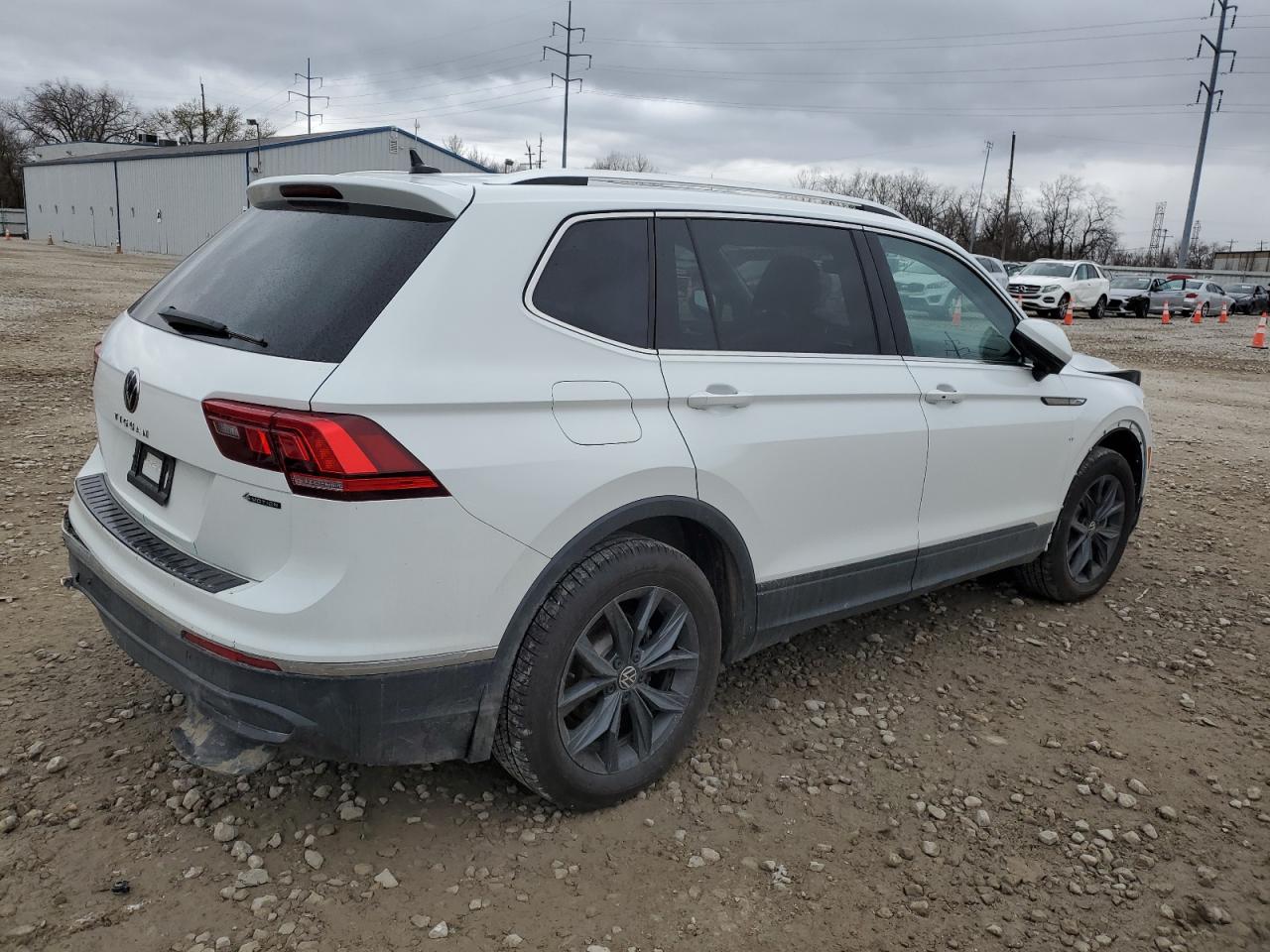 2024 VOLKSWAGEN TIGUAN SE VIN:3VVMB7AX5RM186579