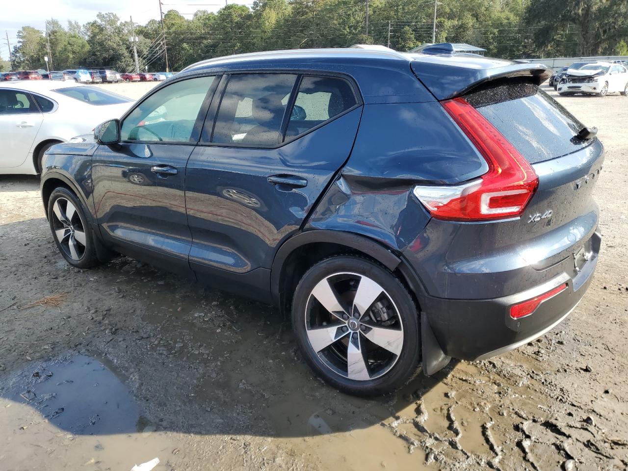 2022 VOLVO XC40 T5 MOMENTUM VIN:YV4162UK3N2647916