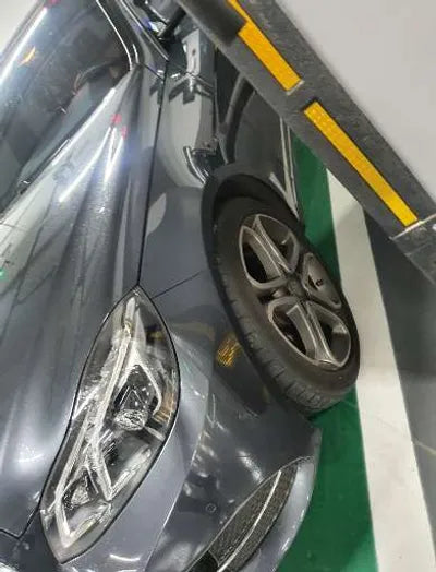 2015 Mercedes-Benz E 250 VIN: