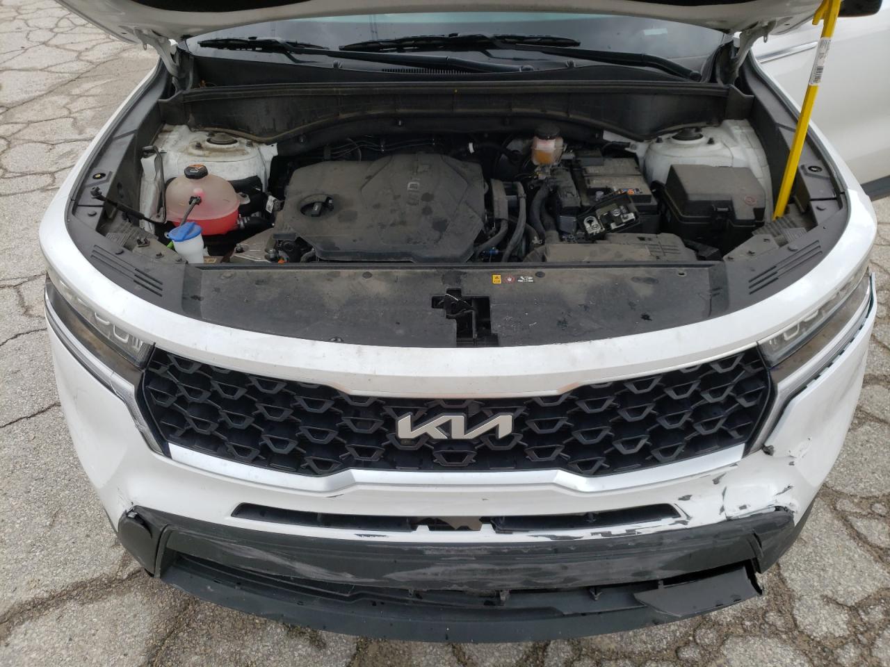 2022 KIA SORENTO LX VIN:5XYRGDLC1NG148837