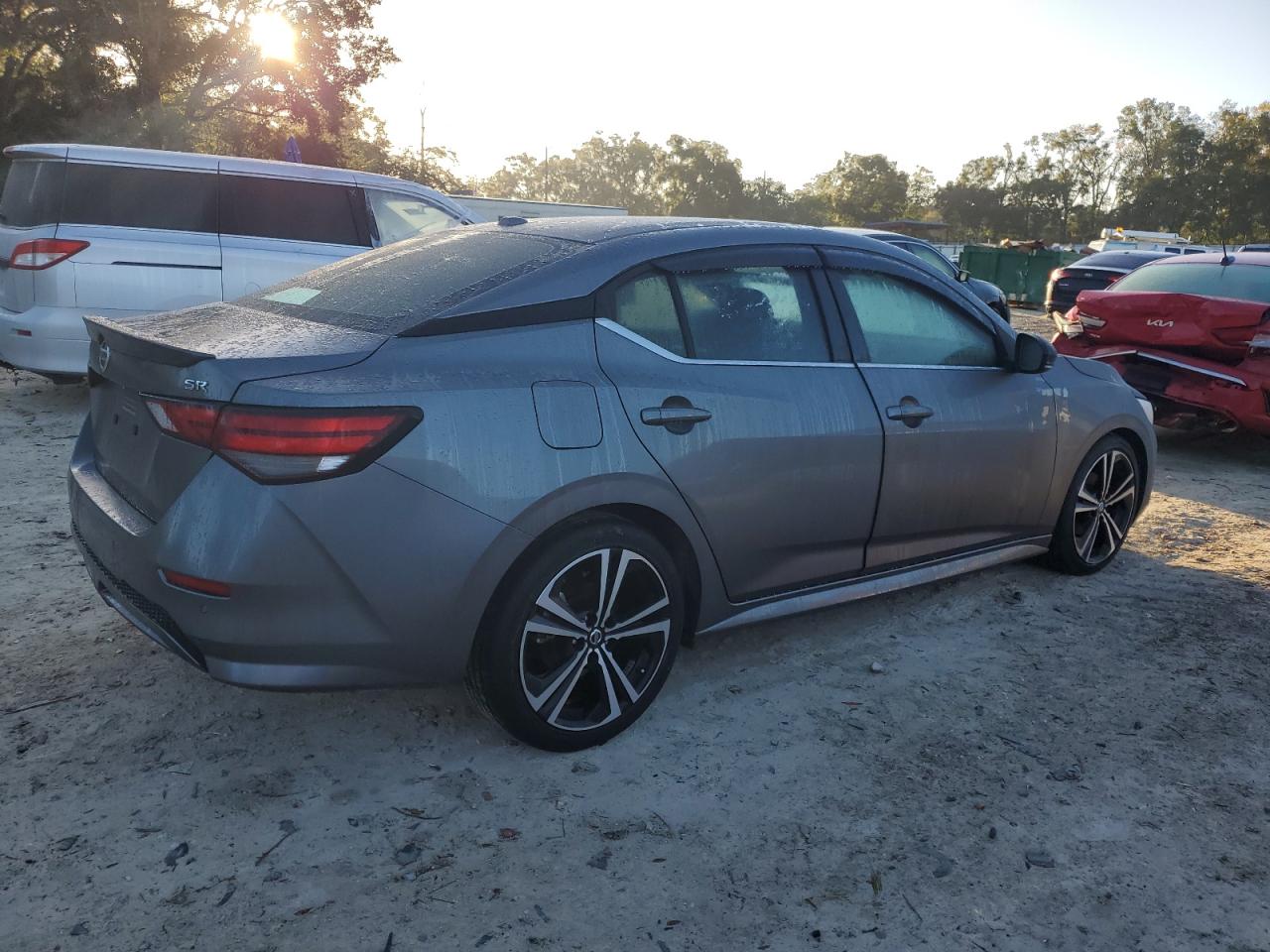 2022 NISSAN SENTRA SR VIN:3N1AB8DV6NY208628