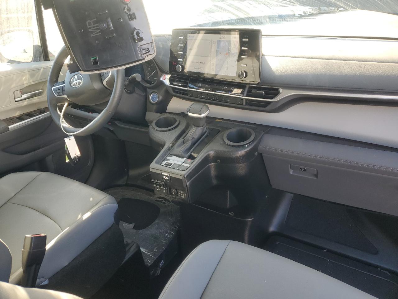 2023 TOYOTA SIENNA XLE VIN:5TDJRKEC8PS172020