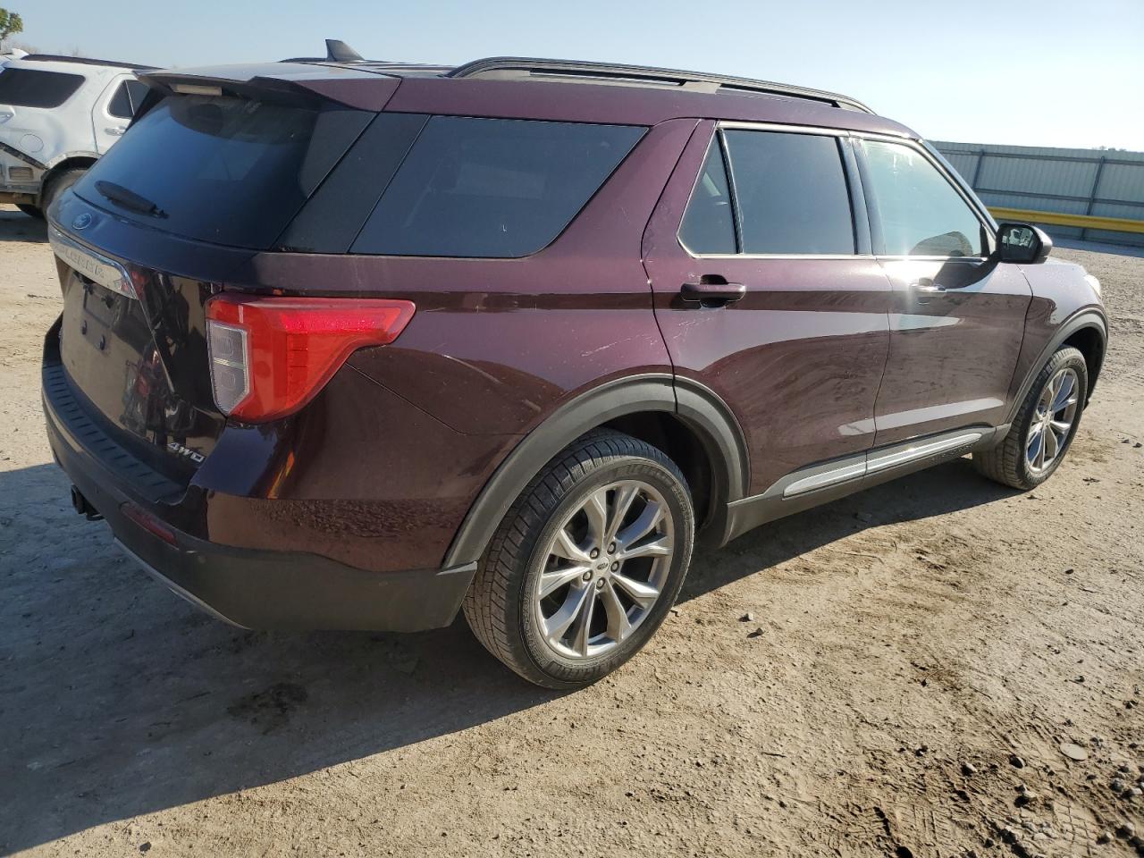 2022 FORD EXPLORER XLT VIN:1FMSK8DH8NGB35013