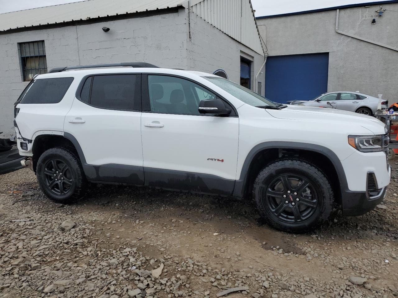 2022 GMC ACADIA AT4 VIN:1GKKNLLS9NZ176562