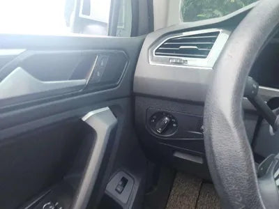 2018 Volkswagen Tiguan VIN: