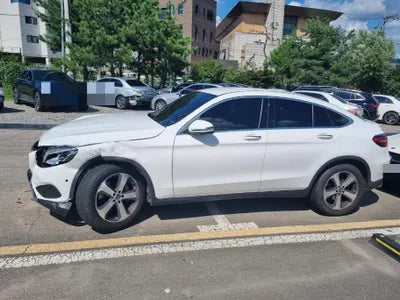 2019 Mercedes-Benz GLC 300 WDC0J4KB2KF528068 VIN:WDC0J4KB2KF528068