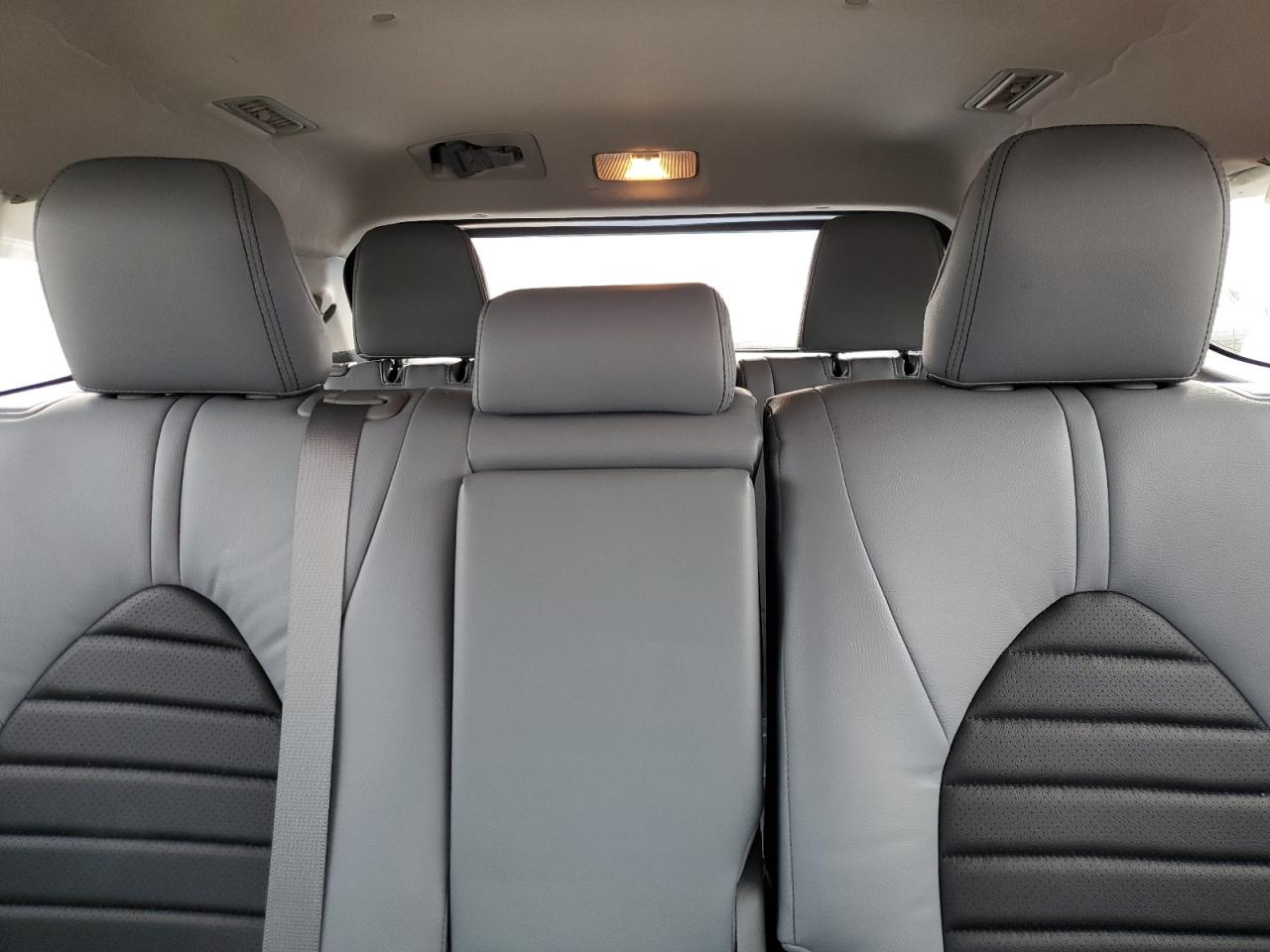 2024 TOYOTA HIGHLANDER LE VIN:5TDKDRAH5RS052255