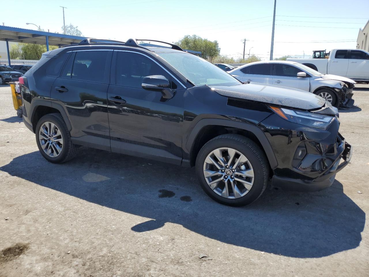 2023 TOYOTA RAV4 XLE PREMIUM VIN:2T3C1RFV0PW261667