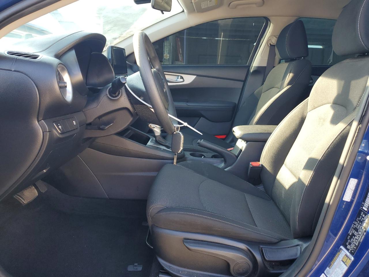 2023 KIA FORTE LX VIN:3JB1TAX46PE001040