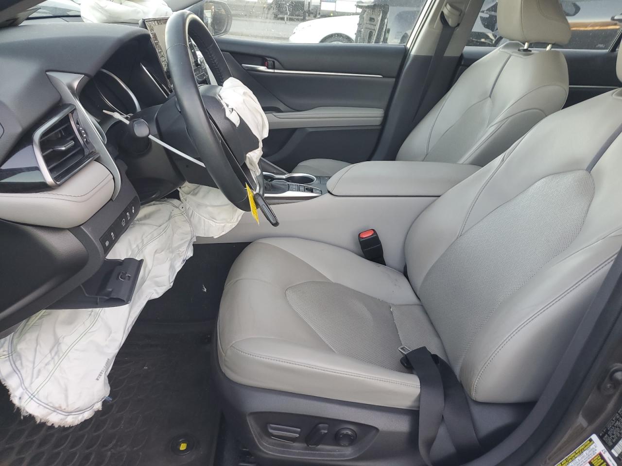 2022 TOYOTA CAMRY XLE VIN:4T1F11BKXNU063629