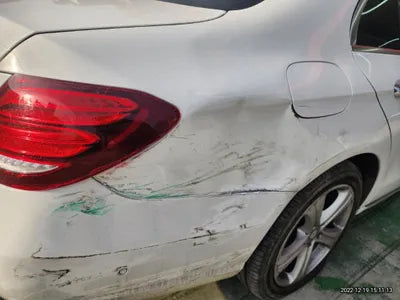 2017 Mercedes-Benz E 220 VIN: