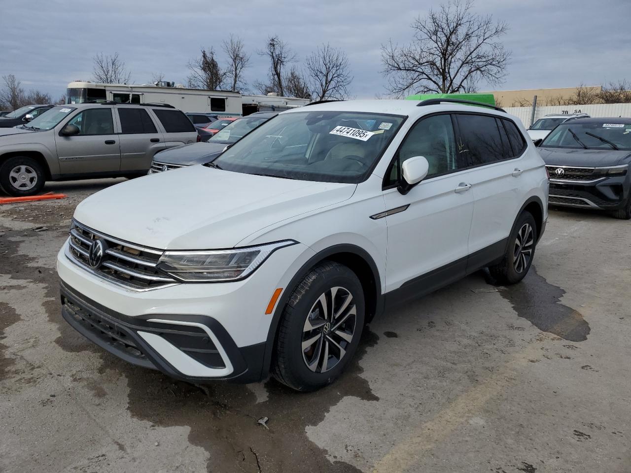 2024 VOLKSWAGEN TIGUAN S VIN:3VVRB7AX8RM189529