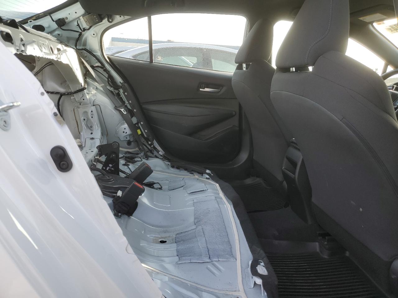 2022 TOYOTA COROLLA SE VIN:5YFS4MCE2NP114381